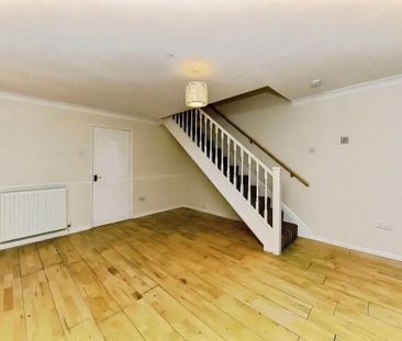 2 bedroom end of terrace house to rent - Photo 3