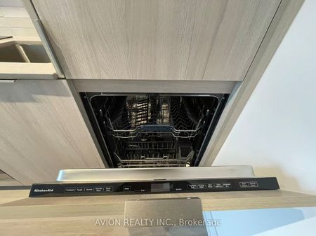 For Lease - 395 Square One Drive Unit# 702, Mississauga, Ontario - Photo 3