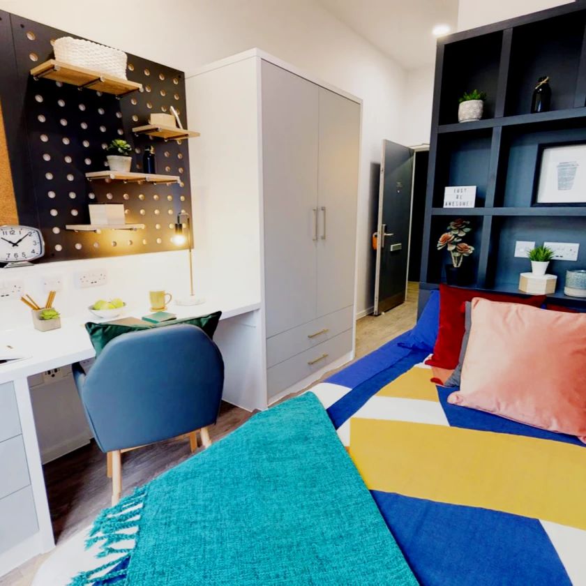 Silver En Suite - Photo 1