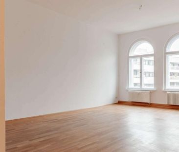 3 Zimmer / SPEKTAKULÄRER Altbau mitten in Mitte - Photo 2