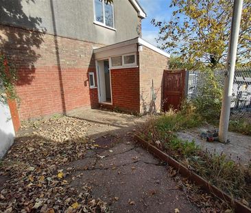Meadow View, North Square, Dorchester - Photo 4