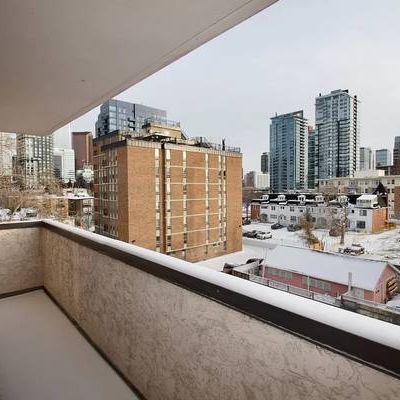 SW Calgary 1 Bedroom 1 Bathroom Apartment - Photo 1