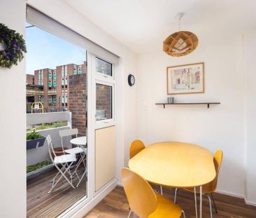 2 bedroom maisonette to rent - Photo 3