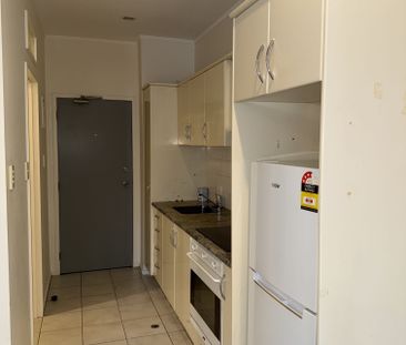 APARTMENT IN THE HEART OF THE CITY - Photo 3