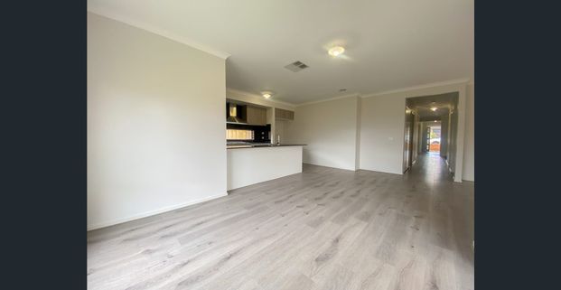 Conveniently situated near Hume Anglican Grammar Donnybrook! - Photo 1