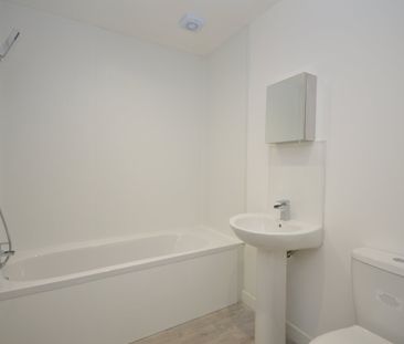 2 bedroom apartment - Photo 6