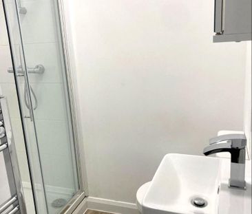 House share to rent - Photo 1