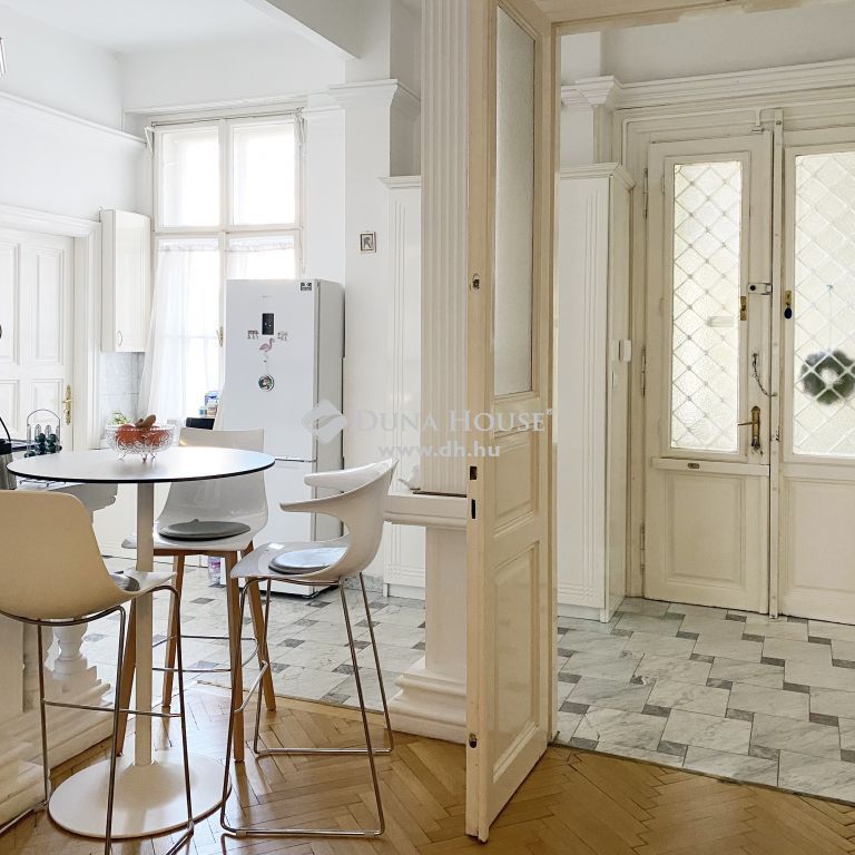For rent Apartment, Budapest 5 district - Photo 1