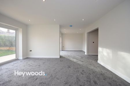 4 bedroom detached house to rent - Photo 5