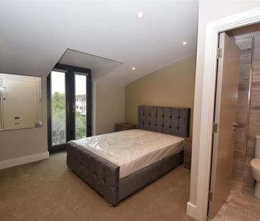 2 bedroom apartment to rent - Photo 3