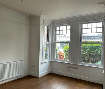 3 bedroom flat to rent - Photo 1