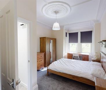 6 bedroom terraced house to rent - Photo 5