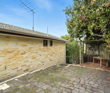Tidy Two Bedroom Unit in a great location - Photo 6