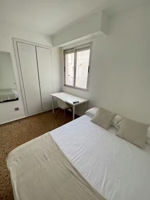 Carrer Pintor Renau, Torrent, Valencian Community 46900 - Photo 1