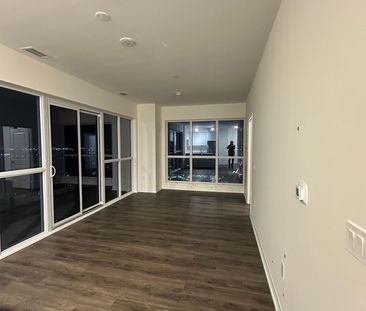 For Lease - 15 Watergarden Drive Unit# 2801, Mississauga, Ontario - Photo 5