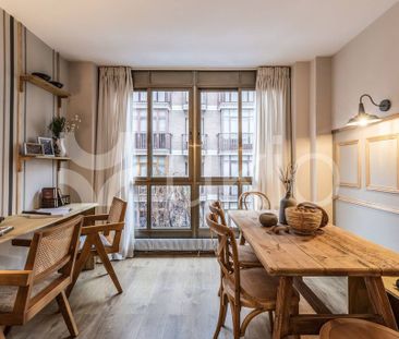 4 room luxury Flat for rent in Madrid, Community of Madrid - Photo 3