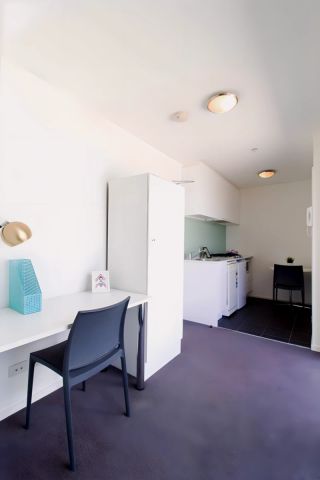 484 Elgar Road, Melbourne - Photo 3