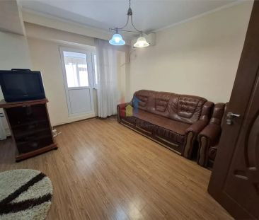 ULTRACENTRAL Bariera 2 cam 84mp, etaj 1 bloc cu lift Mobilat si Utilat - Photo 2
