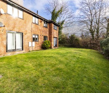 2 bed Flat for rent - Photo 3