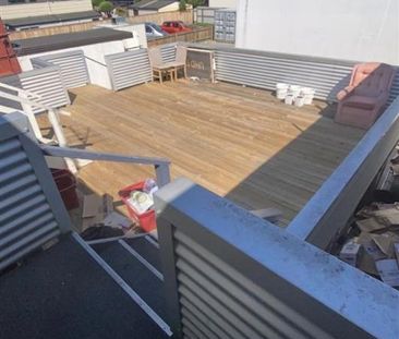 1 Bedroom Unit plus study - Close to Town - Photo 3