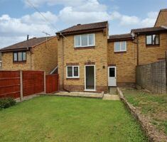 3 BEDROOM House - Link Detached - Photo 2