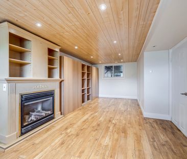 For Lease - 247 Kenwood Avenue, Burlington, Ontario - Photo 6