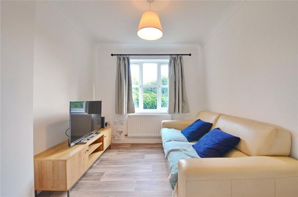 6 bedroom terraced house to rent - Photo 1