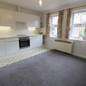 1 bedroom apartment to rent - Photo 2