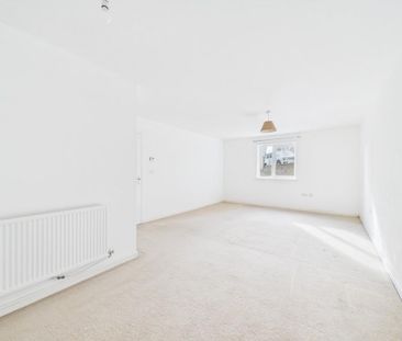 1 bedroom ground floor flat to rent - Photo 6