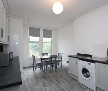 1 bedroom in a house share to rent - Photo 5