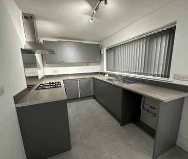 3 bedroom townhouse to rent - Photo 5