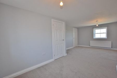 3 bedroom detached house to rent - Photo 5