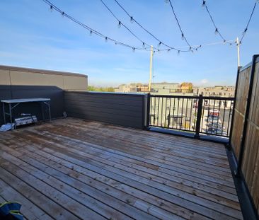 For Lease - 736 Mishi Private, Manor Park - Cardinal Glen and Area,... - Photo 1