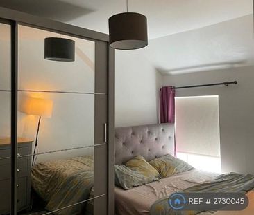 3 bedroom terraced house to rent - Photo 6