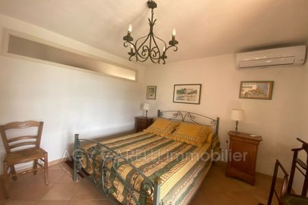 Location Appartement 3 pièces 77m² HYERES 83400 - Photo 4