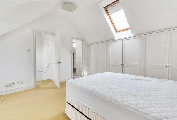 Langton Place, London, London, SW18 - Photo 1