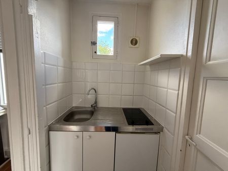 Location Appartement 2 pièces 34m² ORLEANS 45000 - Photo 2