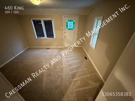 1 Bed 1 Bath Full House with nice yard and shed - Photo 5