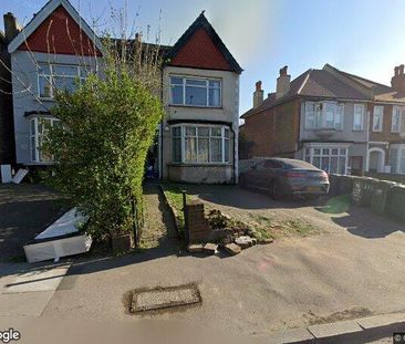 Studio Flat, Brownhill Road, SE6 - Photo 1