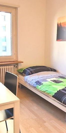 Möbliertes Zimmer - Photo 1