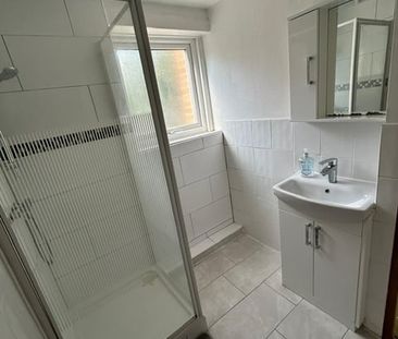 4 Bed Terraced House, Angell Park Gardens, SW9 - Photo 4