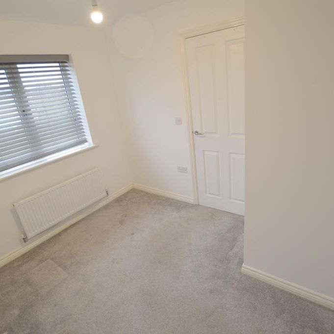 4 bedroom townhouse to rent - Photo 1