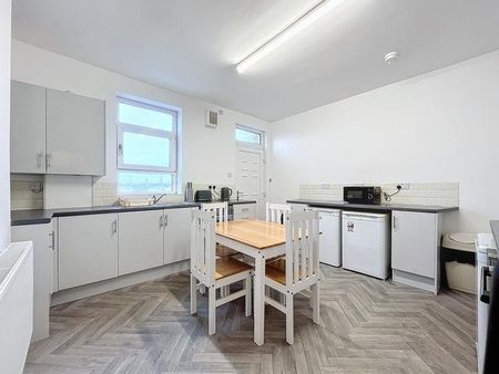 5 bedroom house share to rent - Photo 5