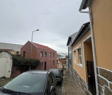 Moradia T2 Remodelada com Terraço no Porto - Photo 6