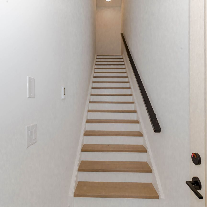 For Lease - 20 Lagerfeld Drive Unit# #11, Brampton, Ontario - Photo 1