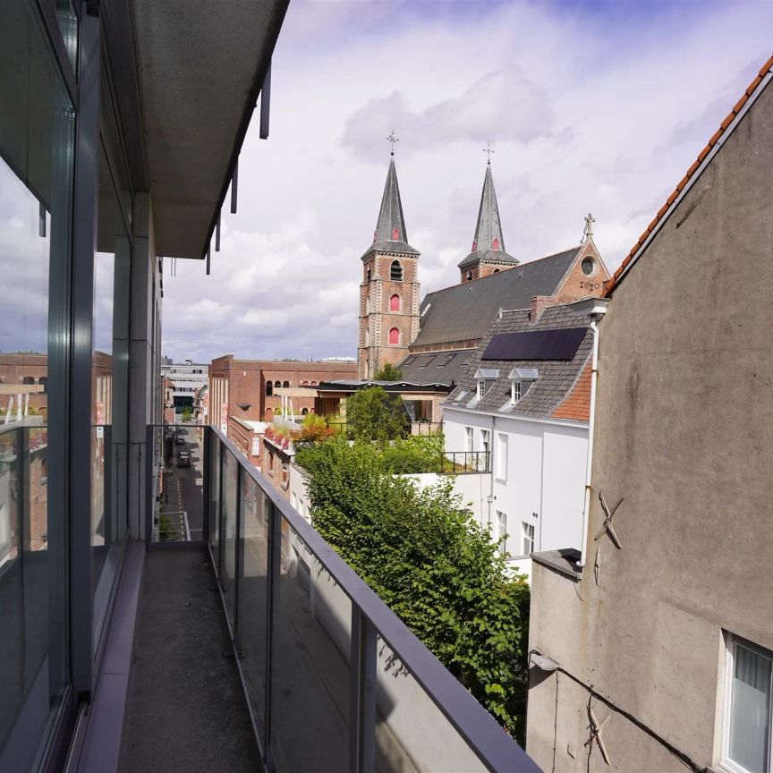 Luxeappartement met 2 slpks, 2 badk, dressing & staanplaats - Foto 1