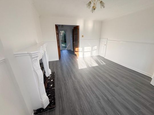 3 bedroom semi-detached house to rent - Photo 1