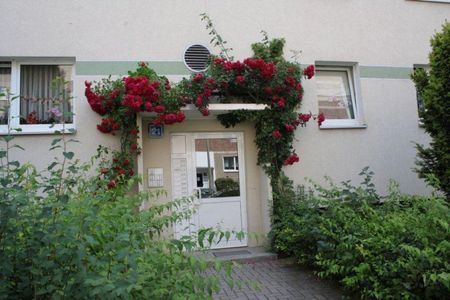 Am Rande der Stadt - frisch saniert und tolle Aussicht ins Grüne. - Photo 3