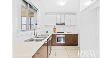 Beautifully Renovated Family Home in Prime Location - Photo 5