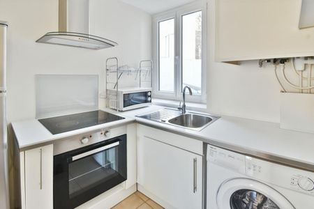 Location Appartement 1 pièce Meublé 43m² VALENCE 26000 - Photo 5